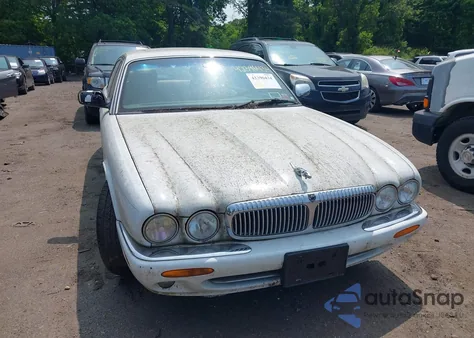 1999 Jaguar Xj8 Vanden Plas from USA, damaged, VIN SAJKD6045XC875524